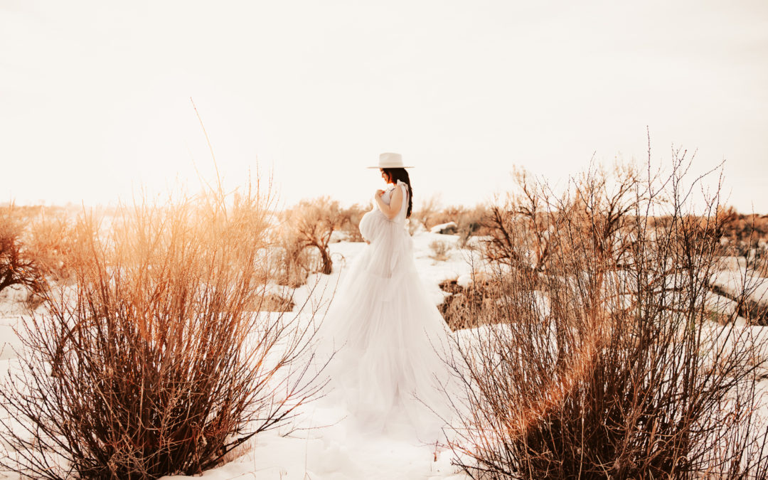 Idaho Winter Outdoor Maternity