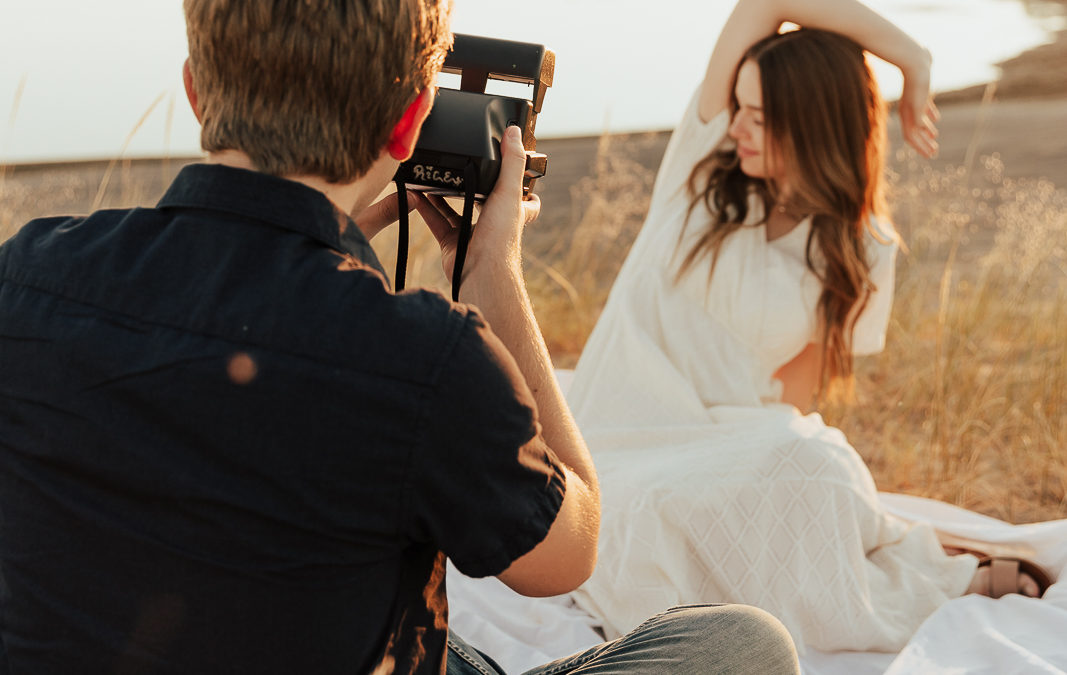 Kylie + Jeremy | Waterside Picnic