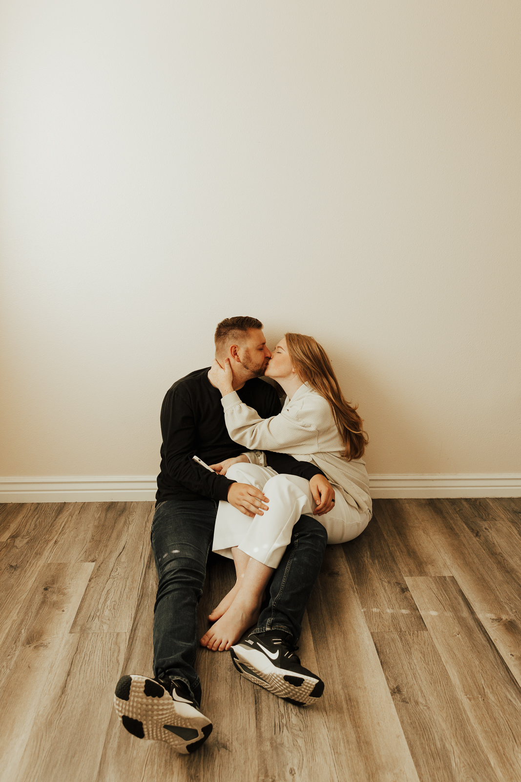 Hannah + Christopher | Indoor Home Session