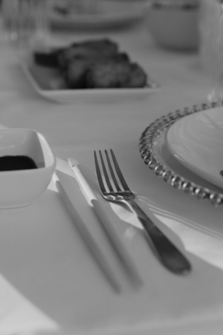 0N4A4816 Details of an all white proposal set up, with baby’s breath and candles at the Lumen Room studio in Fort Worth Texas.
