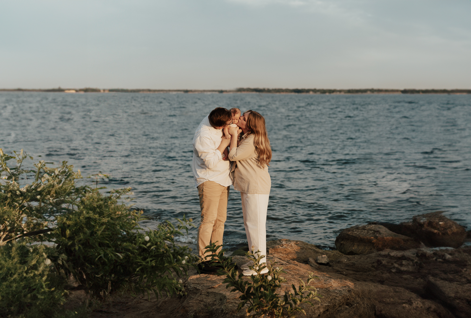 Grapevine Lake Fort Worth Family Session