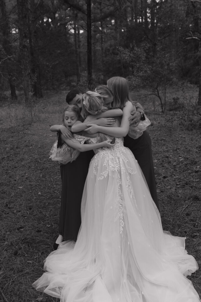 A young blended family has their intimate wedding in the LBJ Grasslands in Fort Worth, Texas by a Texas DFW documentary wedding photographer ( Hannah Lylene Photography)
