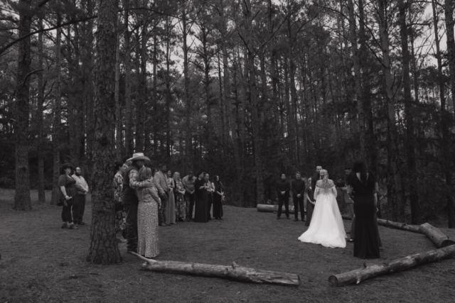 A young blended family has their intimate wedding in the LBJ Grasslands in Fort Worth, Texas by a Texas DFW documentary wedding photographer ( Hannah Lylene Photography)