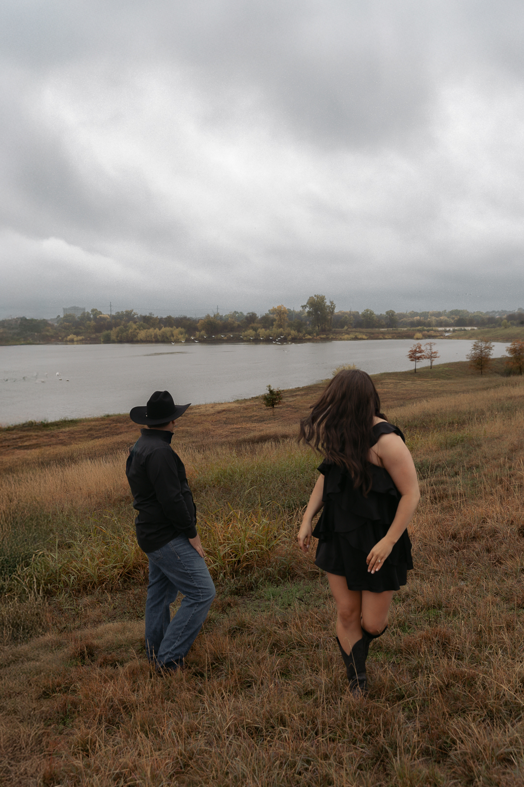 Fall Lakeside DFW Engagement