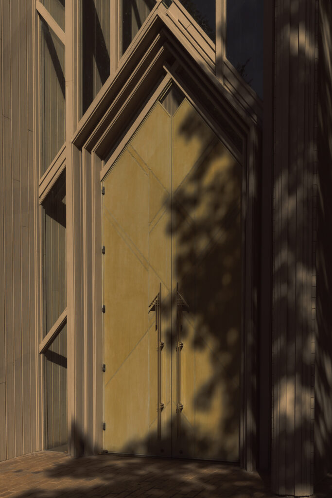 chapel-door-wedding A young couple gets married at the Marty Leonard Chapel in Fort Worth, Texas by a documentary wedding photographer ( Hannah Lylene Photography)