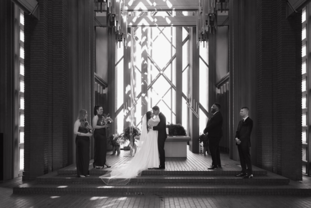 A young couple has their intimate wedding at the Marty Leonard Chapel in Fort Worth, Texas by a Texas DFW documentary wedding photographer ( Hannah Lylene Photography)