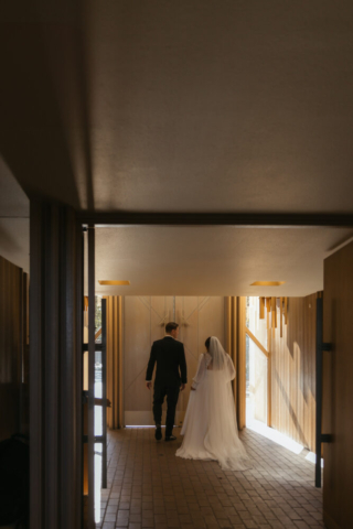 A young couple has their intimate wedding at the Marty Leonard Chapel in Fort Worth, Texas by a Texas DFW documentary wedding photographer ( Hannah Lylene Photography)