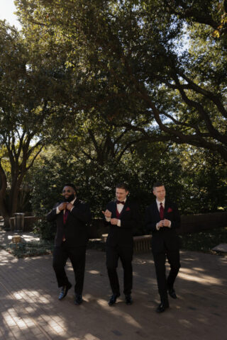 A young couple has their intimate wedding at the Marty Leonard Chapel in Fort Worth, Texas by a Texas DFW documentary wedding photographer ( Hannah Lylene Photography)