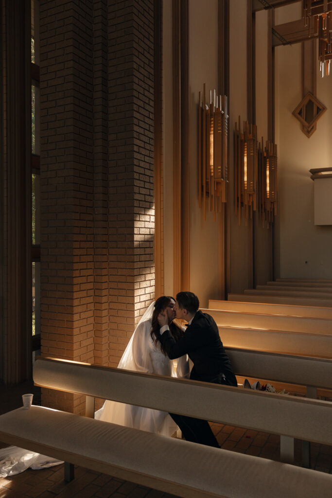 A young couple has their intimate wedding at the Marty Leonard Chapel in Fort Worth, Texas by a Texas DFW documentary wedding photographer ( Hannah Lylene Photography) A young couple has their intimate wedding at the Marty Leonard Chapel in Fort Worth, Texas by a Texas DFW documentary wedding photographer ( Hannah Lylene Photography)