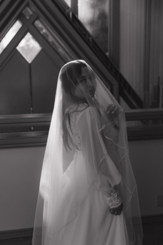 A young couple has their intimate wedding at the Marty Leonard Chapel in Fort Worth, Texas by a Texas DFW documentary wedding photographer ( Hannah Lylene Photography)