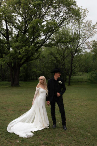 True-to-color, cinematic documentary-style wedding photos from a real Texas wedding at HR Ranch. Captured by a DFW wedding photographer, featuring rustic charm and candid moments.